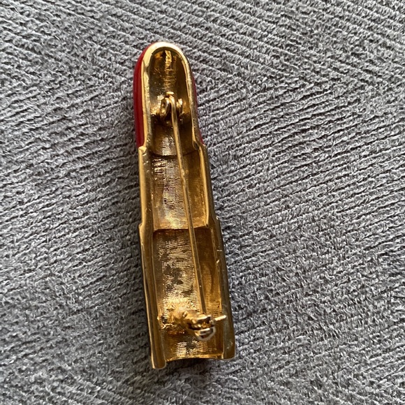 Enamel Lipstick Brooch Pin - Picture 9 of 10